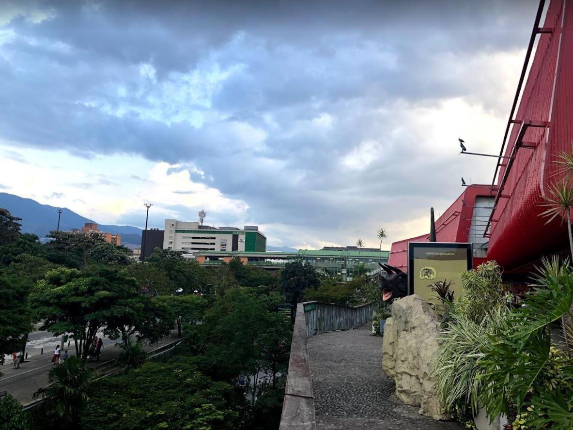 Casa Hotel Manco Mora Medellín Exterior foto